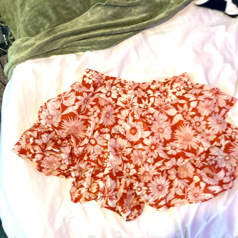 Floral skirt🌺